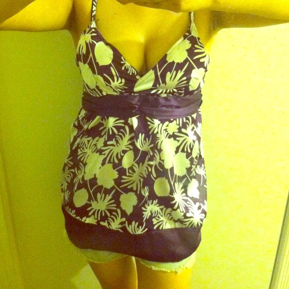 Purple baby doll cleavage revealing top. Jr size