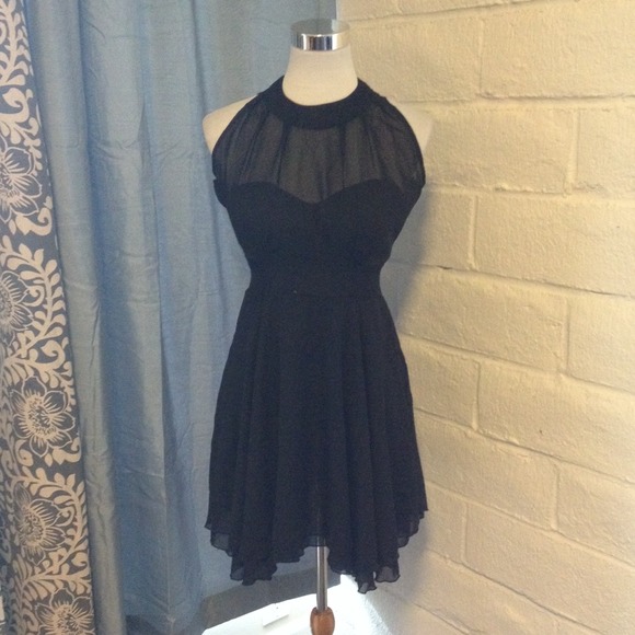 BUNDLED 🌟HP! Black Party Dress - Picture 2 of 4