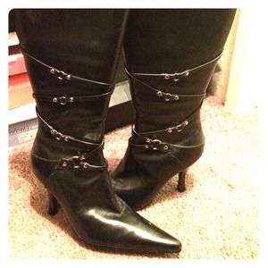 High heal boots