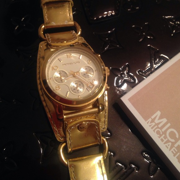 MICHAEL KORS gold watch main image 4