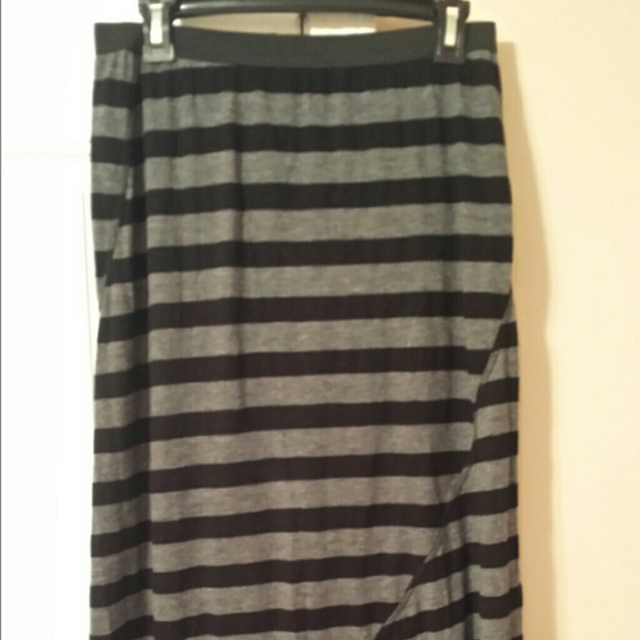🌟 🌟 REDUCED Maxi skirt
