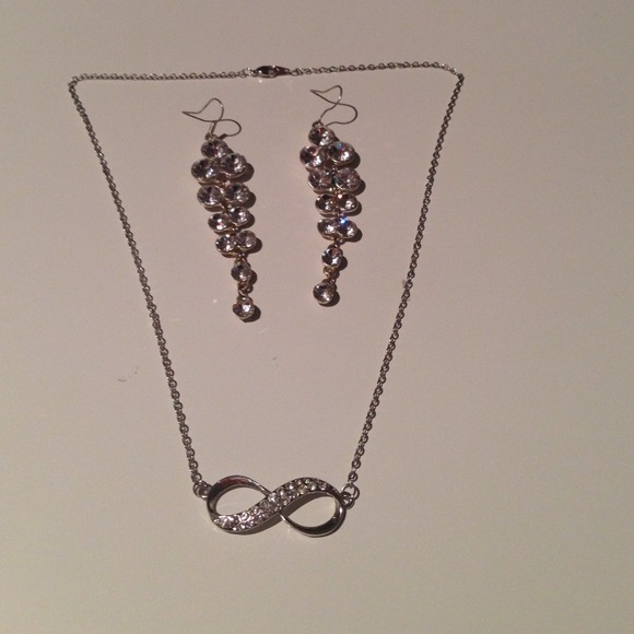 Infinity necklace and dangle earrings bundle!