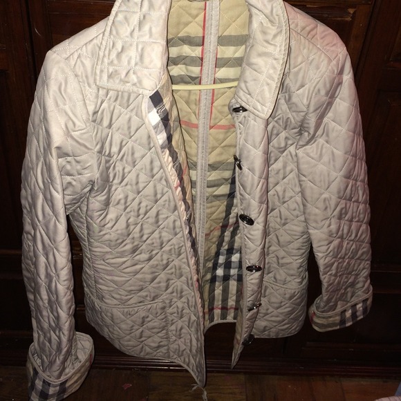 **SOLD** Authentic Women's Burberry jacket