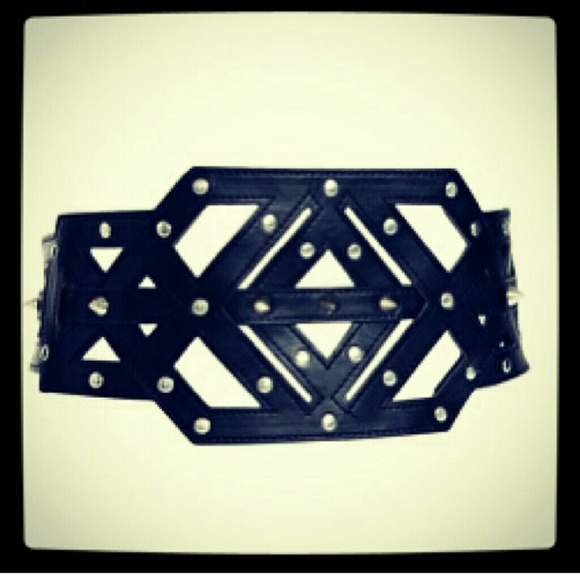 Studs and spikes black belt