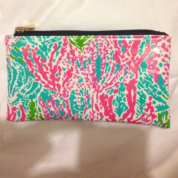 Charming Charlie's wallet