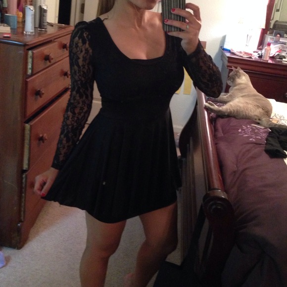 SOLD - Picture 2 of 5