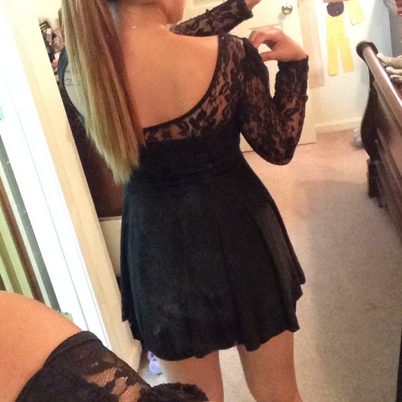 SOLD - Picture 3 of 5