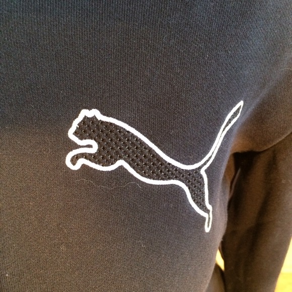 ❌Bundled❌ Puma Jacket - Picture 3 of 4