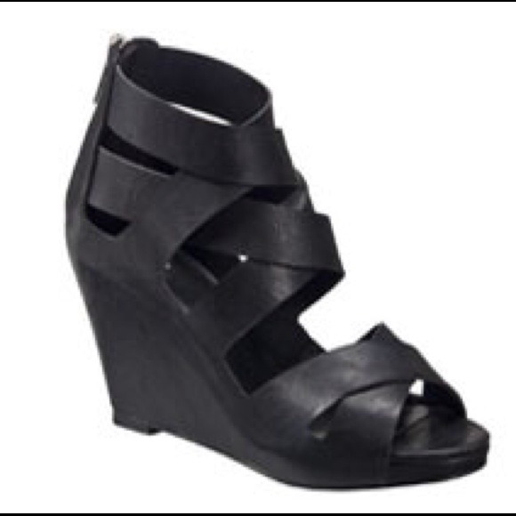 Mossimo Pilar Wedge Sandles