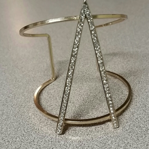 Gold bracelet