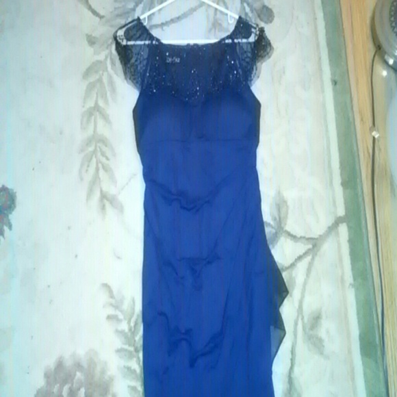 Blue dress