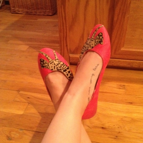 Urban Outfitters Shoes - Urban Outfitters Red Cheetah Animal Flats
