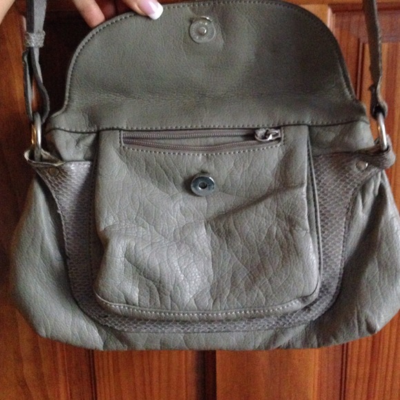 Gray crossover bag - Picture 4 of 4