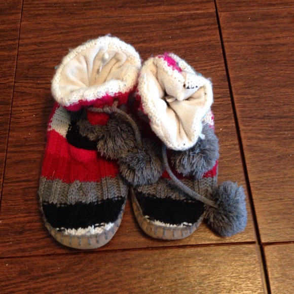 Knit slippers/booties