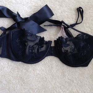 Victoria's Secret very sexy balconet bra