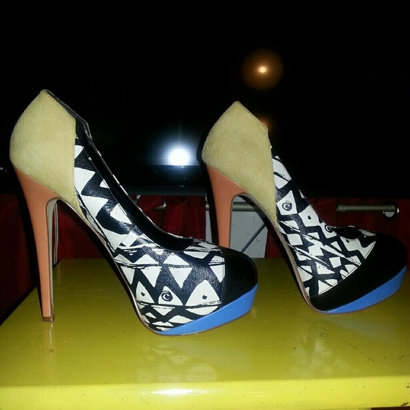 ALDO Tribal/Color Block Heels