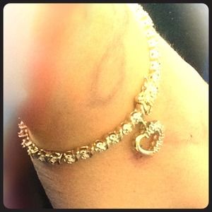 Beautiful bracelet heart charm