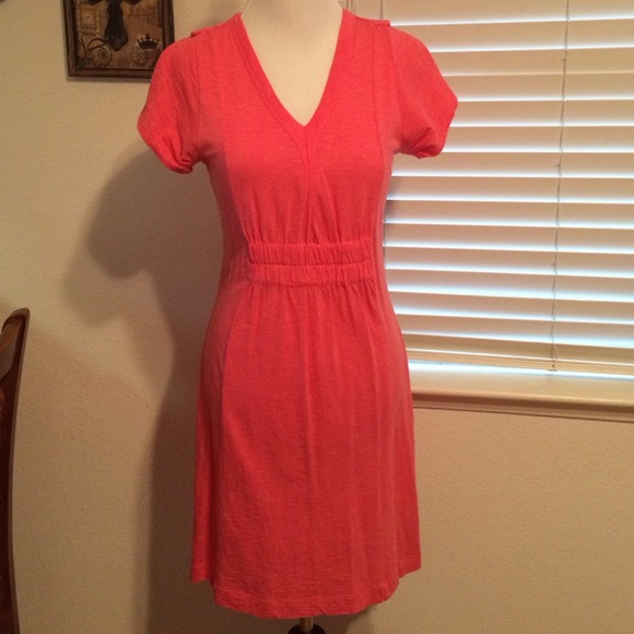 Cute LOFT dress! New without tags!