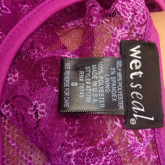 Purple Wet Seal top. NWOT - Picture 2 of 4