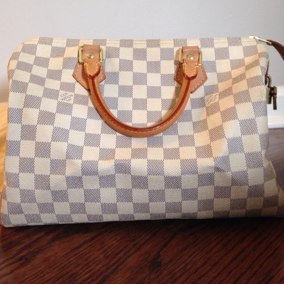 Authentic Louis Vuitton Speedy