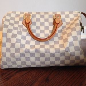 Authentic Louis Vuitton Speedy