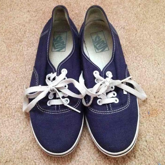 Navy lo pro vans