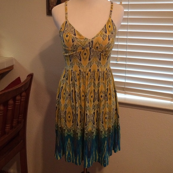 SOLD!!!Jessica Simpson Dress! - Picture 2 of 3
