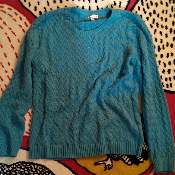 Cable knit Sweater