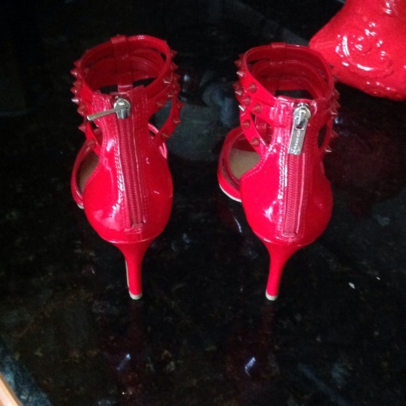 JESSICA SIMPSON - Picture 3 of 4