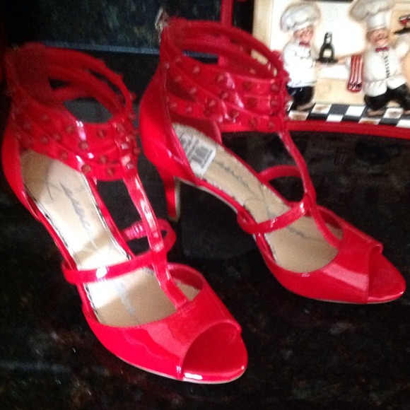 JESSICA SIMPSON - Picture 4 of 4