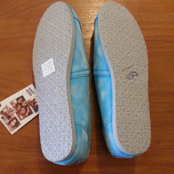 ❌SOLD❌ Sky Blue and White Bobs - Picture 4 of 4