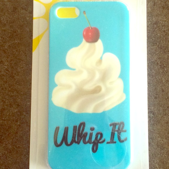 Accessories - iPhone Case (Fits 5/5S)