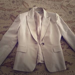 Tahari beige blazer