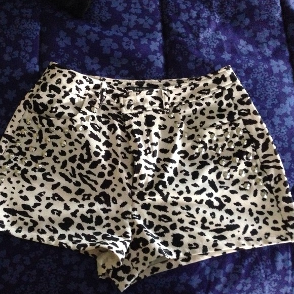 Forever 21 shorts