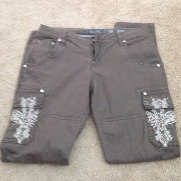 Light brown miss me cargo skinnys