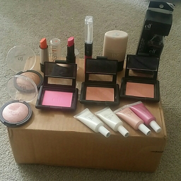 Huge makeup bundle