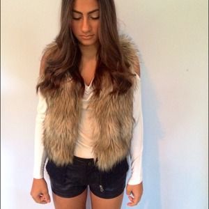 faux fur juicy couture vest
