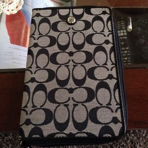 Authentic coach e-reader or iPad mini case.