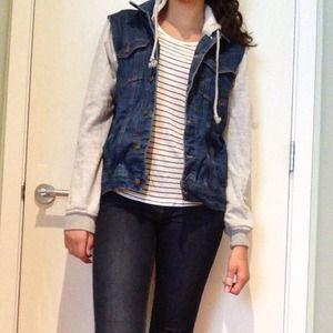 Jean jacket with sweatshirt sleeves