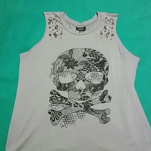 Skull Tank