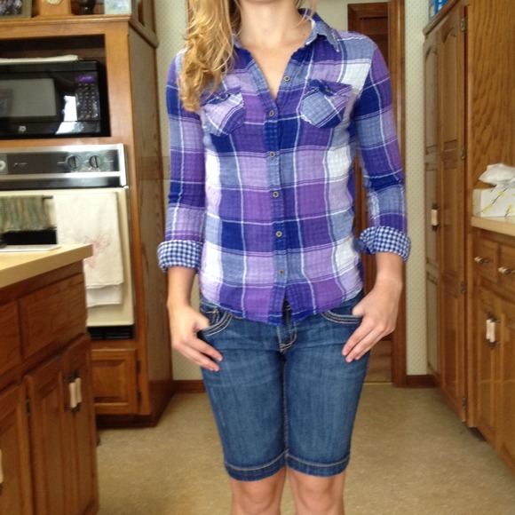 Pair: Button-up, purple plaid shirt; jean Bermudas