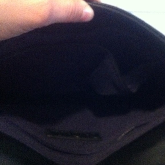 Black Purse - Picture 2 of 4
