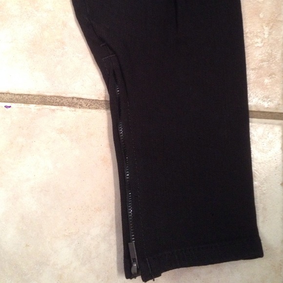 SOLD to consignment! - Picture 3 of 4