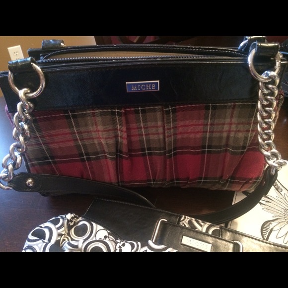 Miche 🎉LOT🎉with 5 shells & xtra straps