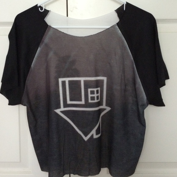 the neighbourhood design graphic top
