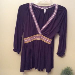 Black flowey shirt with ribbon edging