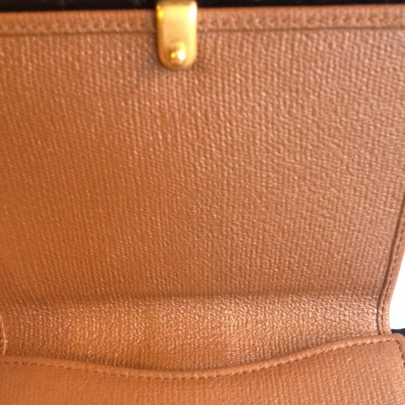 💯%YSL leather wallet - Picture 2 of 4