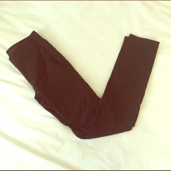 Lovely stretchy casual pants. 🌺