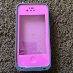 Pink iPhone 4/4s Lifeproof