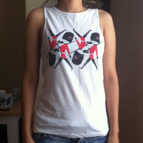 White muscle tanktop